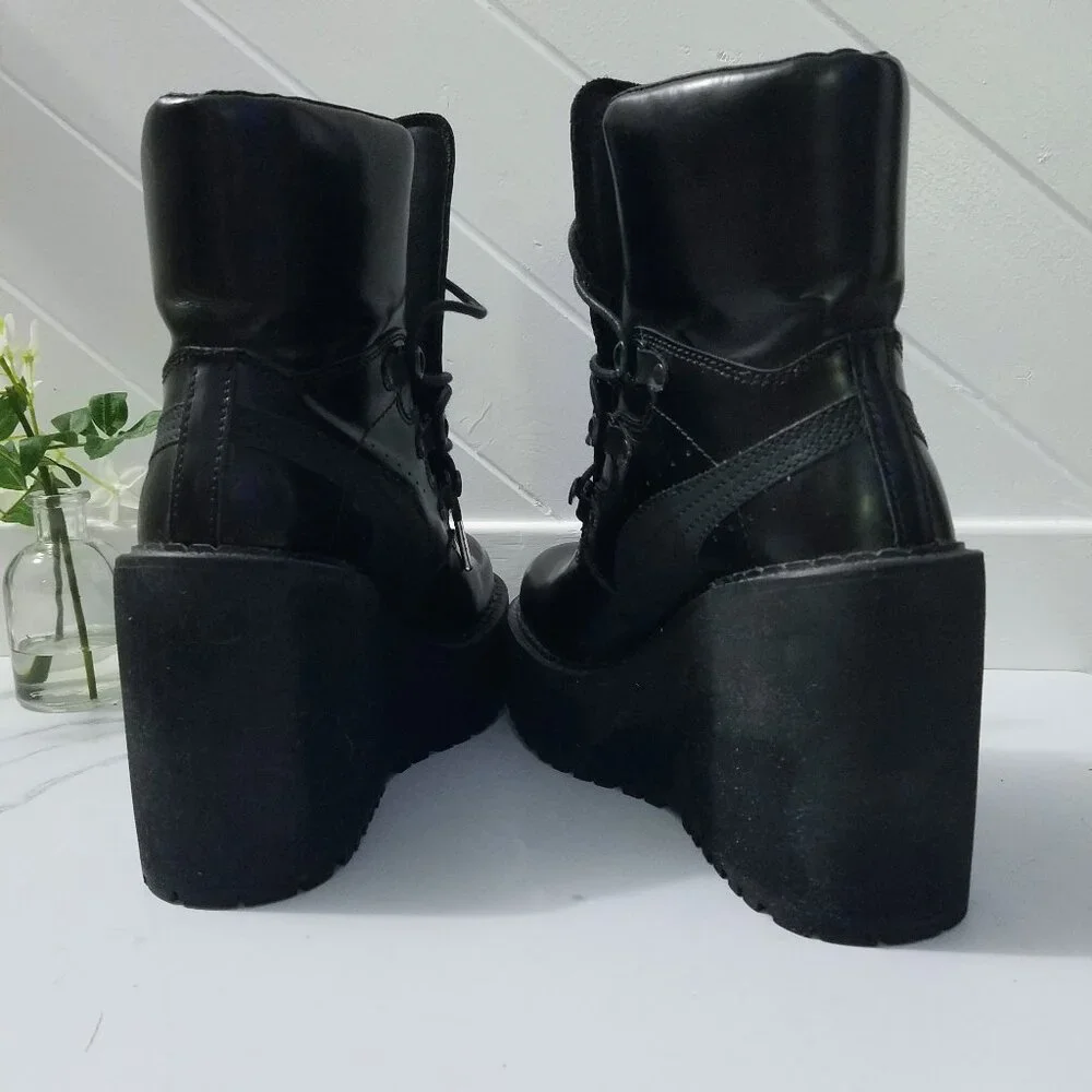 Fenty x Puma by Rihanna Platform Combat Boot - Picture 7 of 7